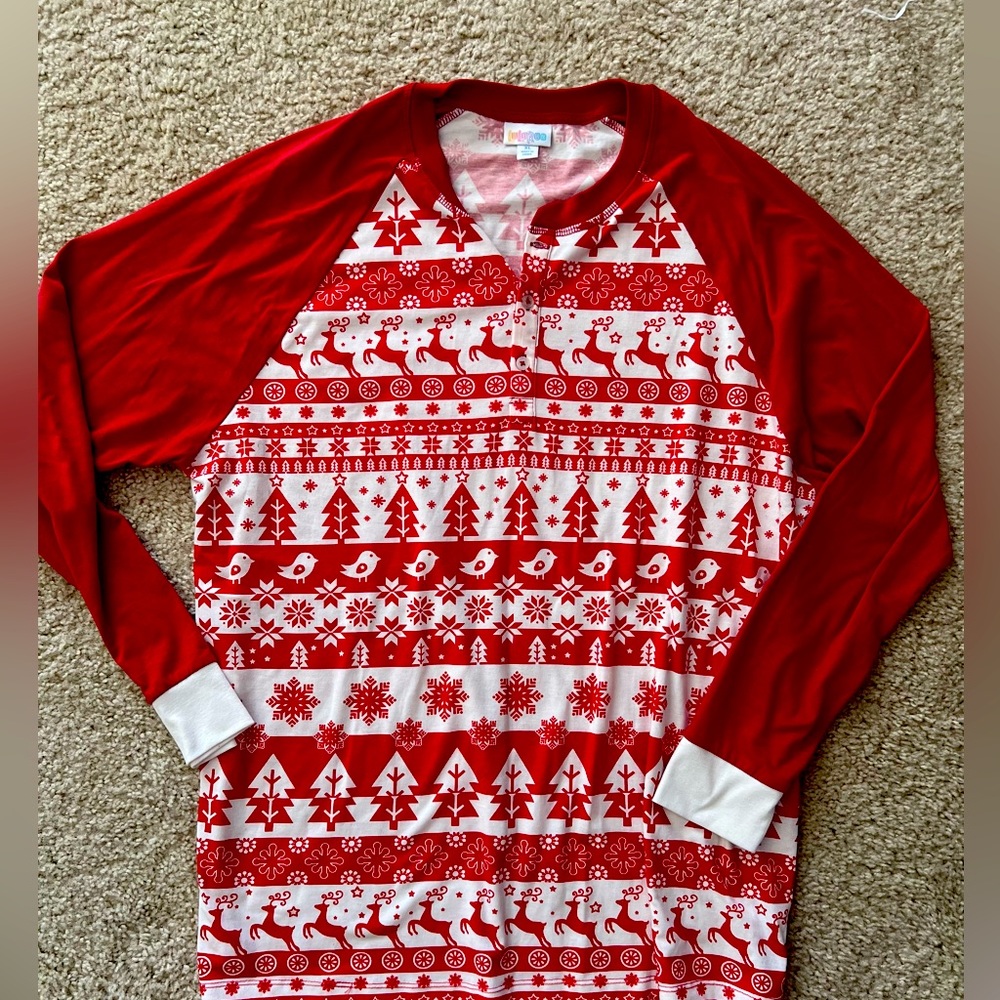 Women’s XL Christmas too